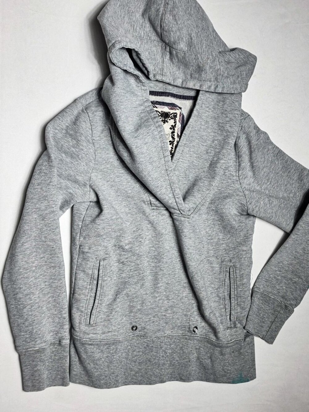 Medium Old Navy Gray Cowl neck Front Wrap Pullover sweater DRAWSTRING pulled out
